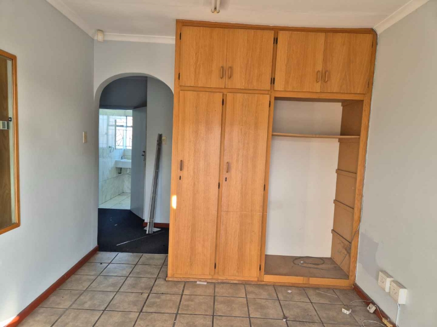 Commercial Property for Sale in Da Nova Western Cape